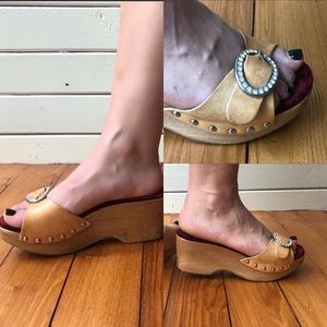 PREOWNED DOLCE &GABBANA WOOD BUCKLE SLIP ON